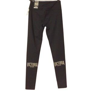 NWT Victoria's Secret Victoria Sport Knockout Capri Leggings